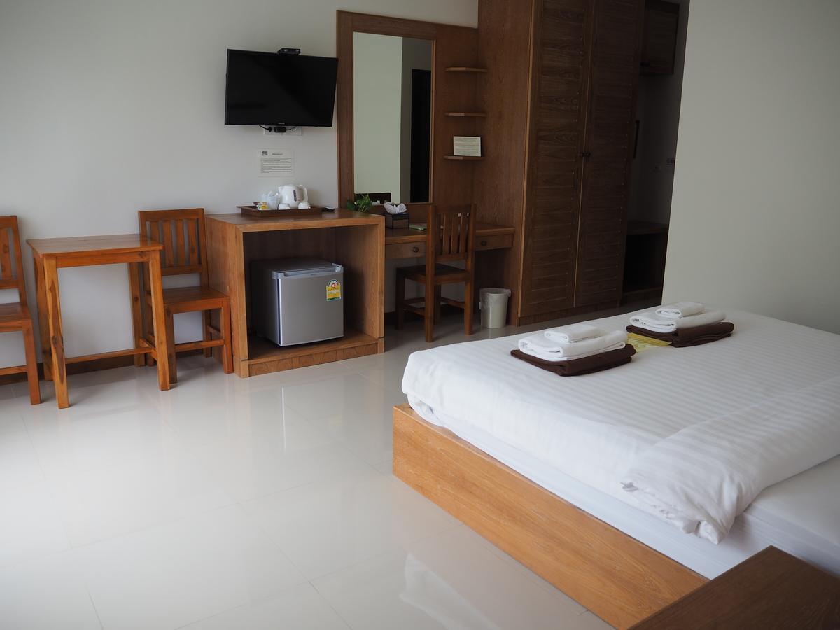 Crystal Lamai Hotel Екстер'єр фото