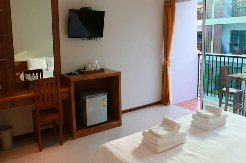 Crystal Lamai Hotel Екстер'єр фото