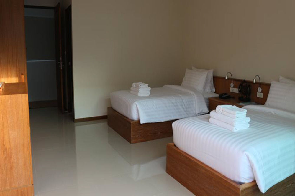 Crystal Lamai Hotel Екстер'єр фото