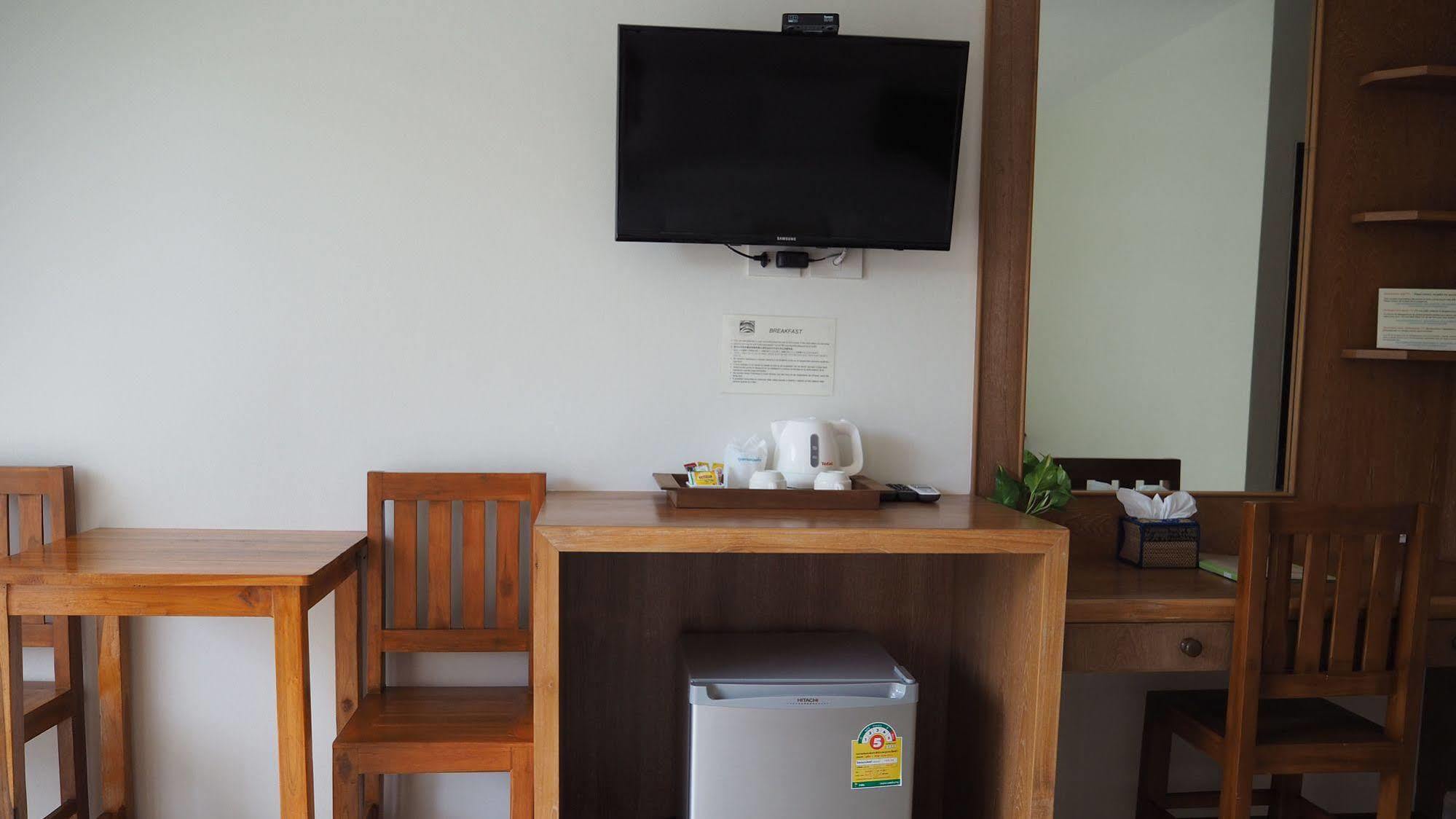 Crystal Lamai Hotel Екстер'єр фото