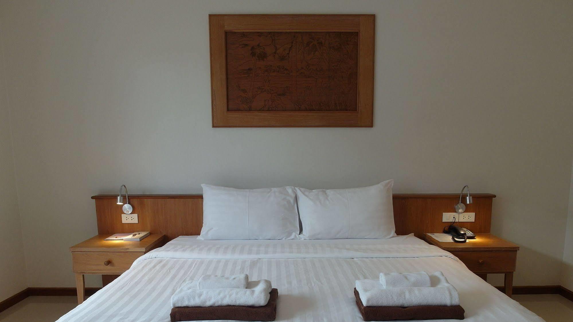Crystal Lamai Hotel Екстер'єр фото